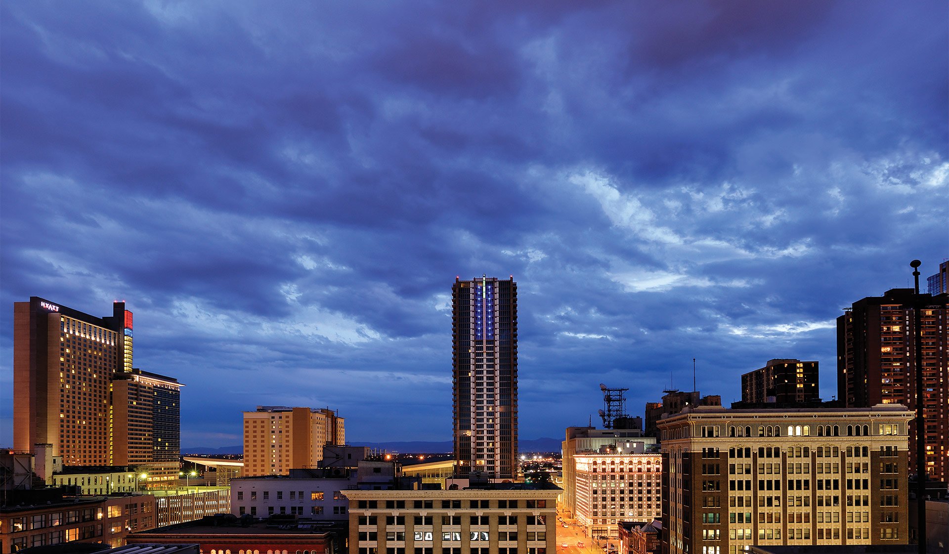 Trendy Apartments in Downtown Denver - Bank and Boston Lofts - Denver